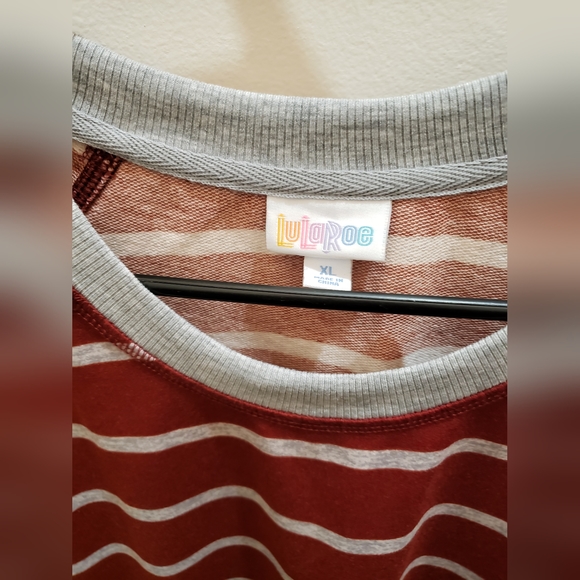 LulaRoe Dark Red Stripped Gray Size XL - Picture 4 of 4